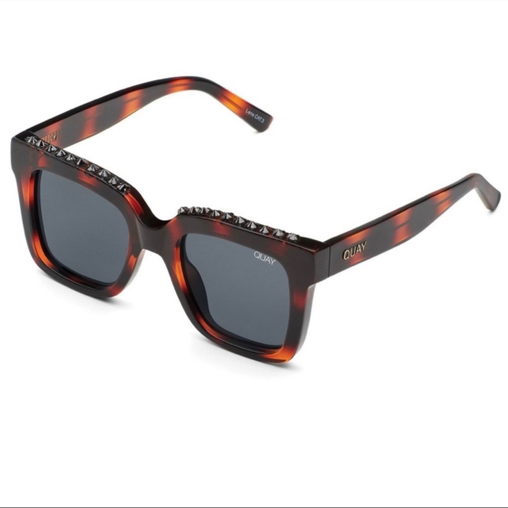 Quay Australia Icy Tort sunglasses